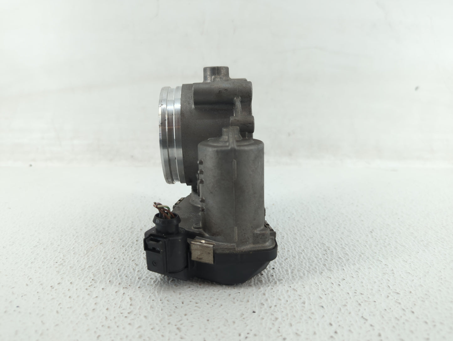 2009-2018 Audi A6 Throttle Body P/N:06E 133 062 H 06E 133 062 G Fits OEM Used Auto Parts - Oemusedautoparts1.com