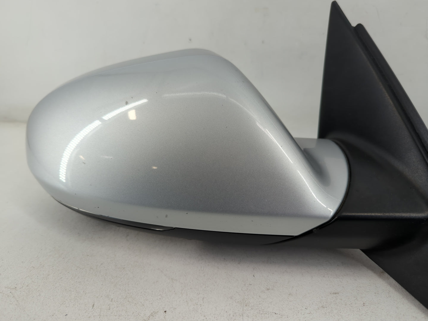 2014-2018 Audi A6 Passenger Side View Mirror - Right Door Mirror OEM Used - Oemusedautoparts1.com