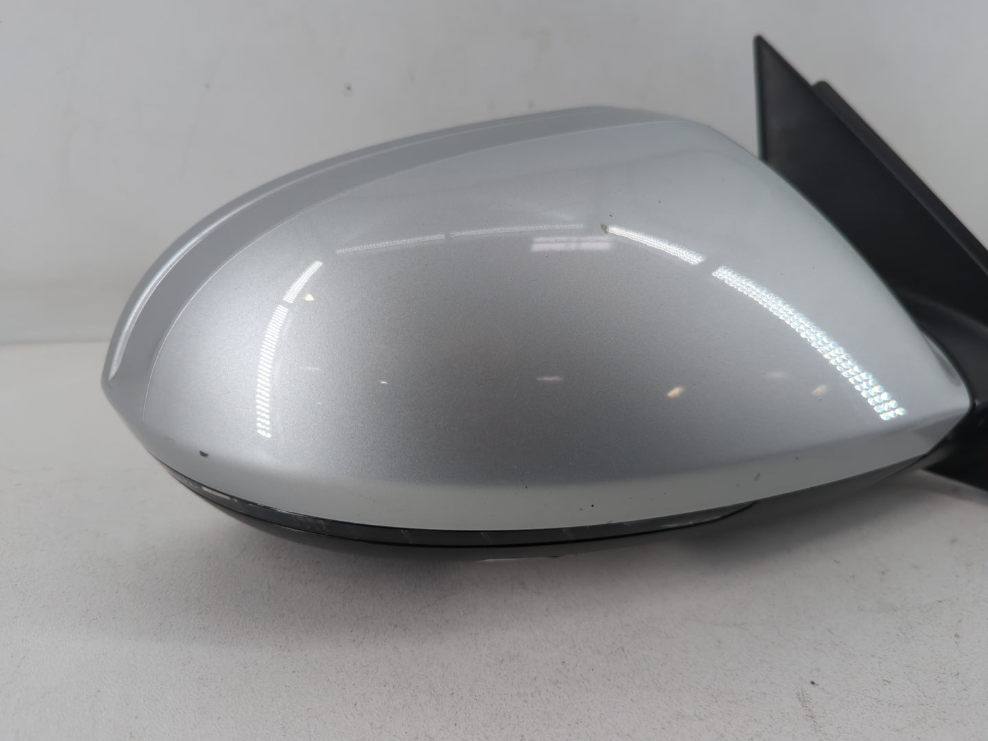 2014-2018 Audi A6 Passenger Side View Mirror - Right Door Mirror OEM Used - Oemusedautoparts1.com