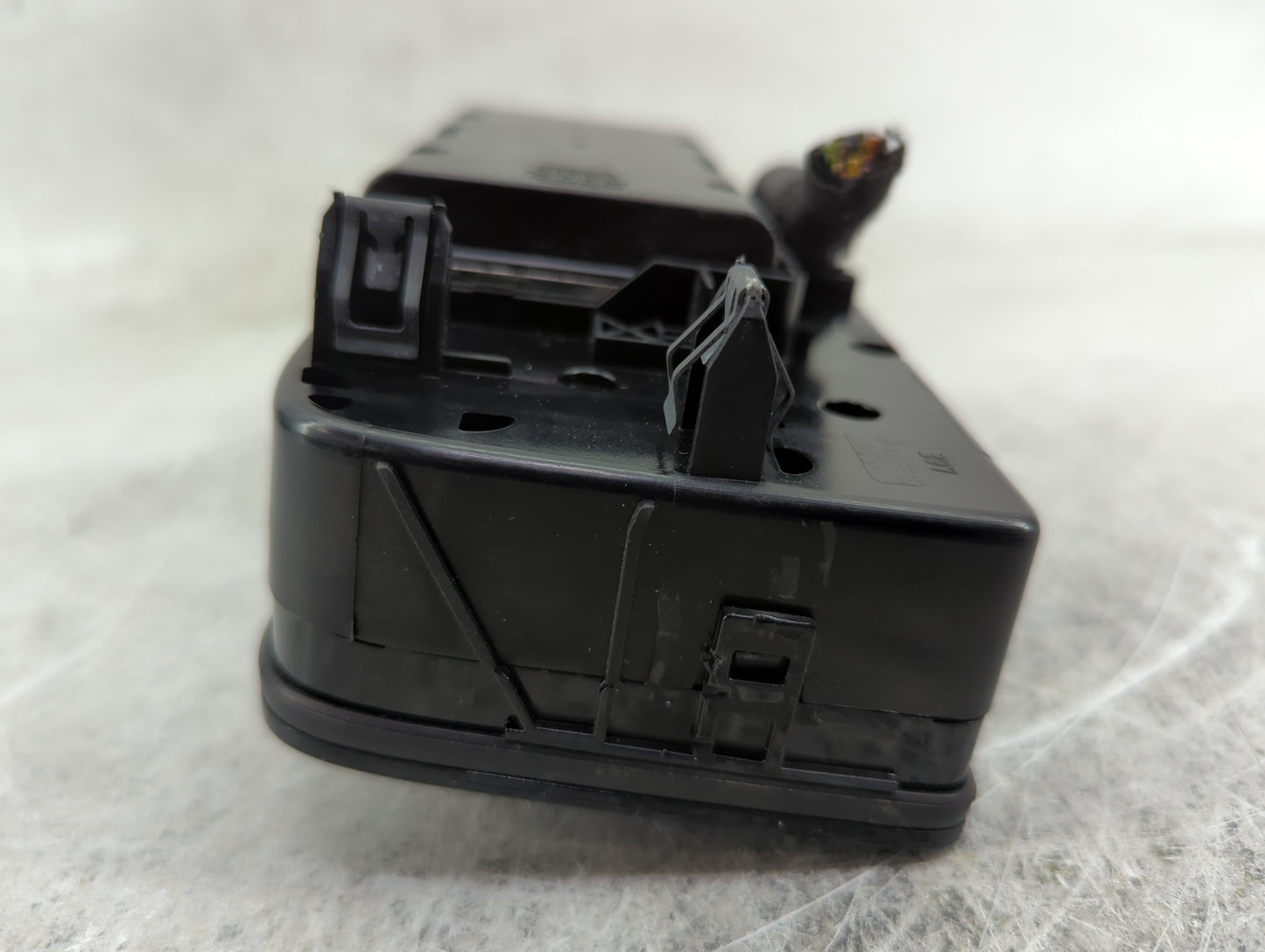 2011-2018 Audi A8 Radio AM FM Cd Player Receiver Replacement P/N:4H1919600H 90025-365/0005 Fits OEM Used Auto Parts - Oemuse
