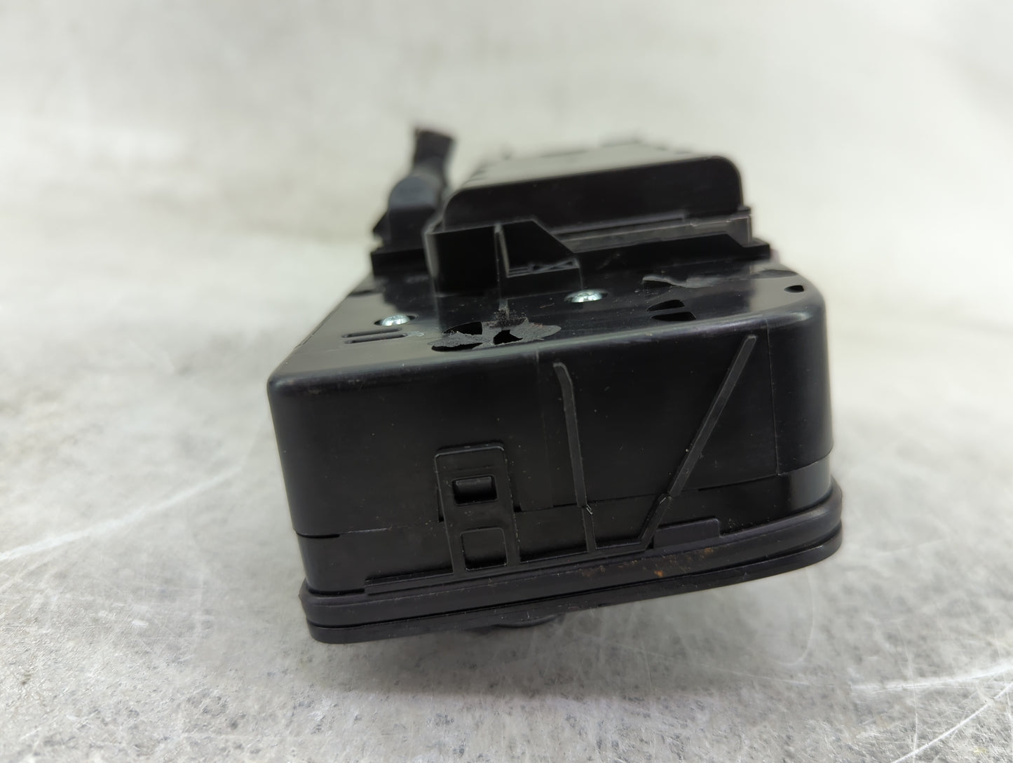 2011-2018 Audi A8 Radio AM FM Cd Player Receiver Replacement P/N:4H1919600H 90025-365/0005 Fits OEM Used Auto Parts - Oemuse