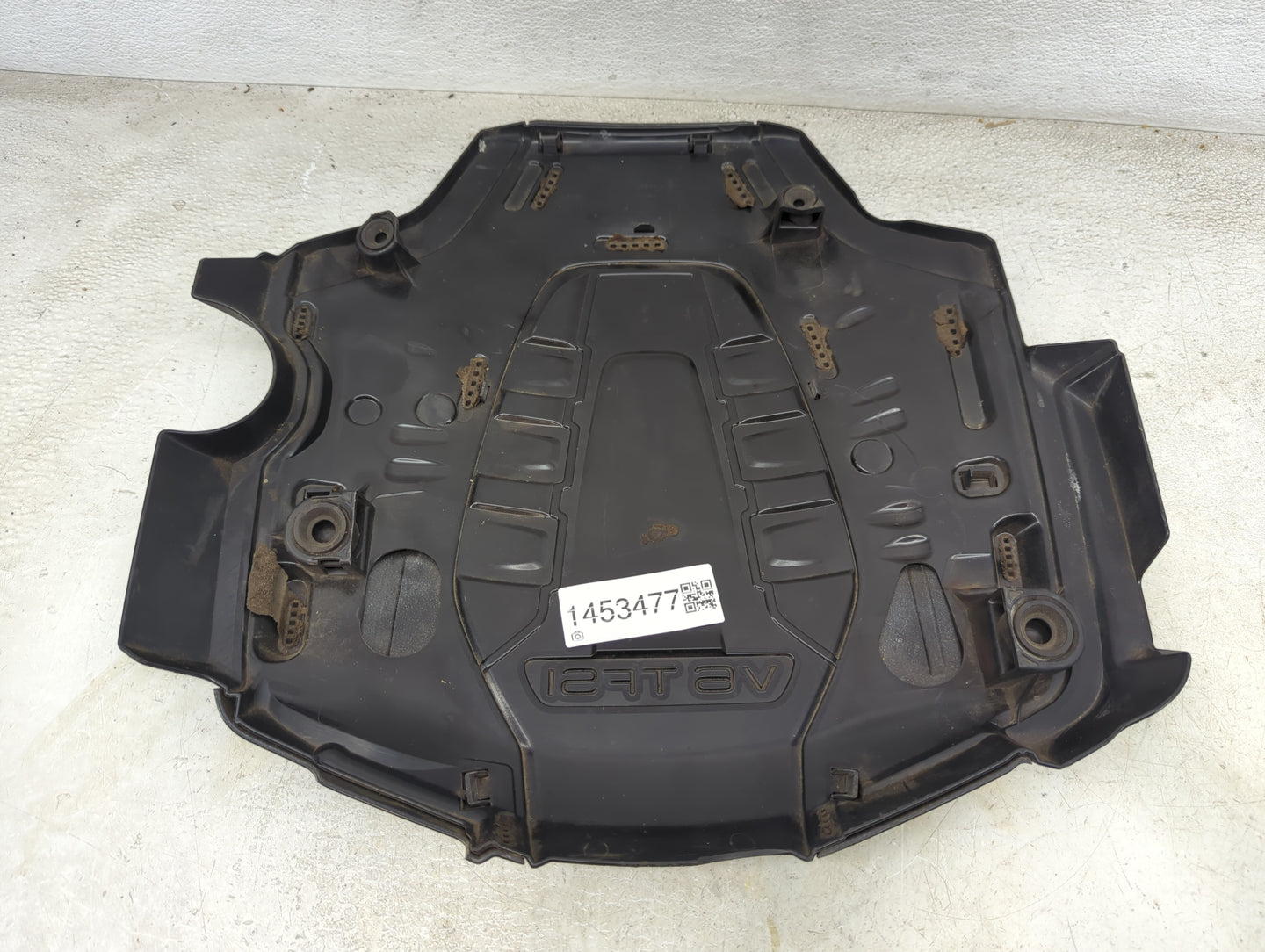 2015 Audi A8 Engine Cover - Oemusedautoparts1.com