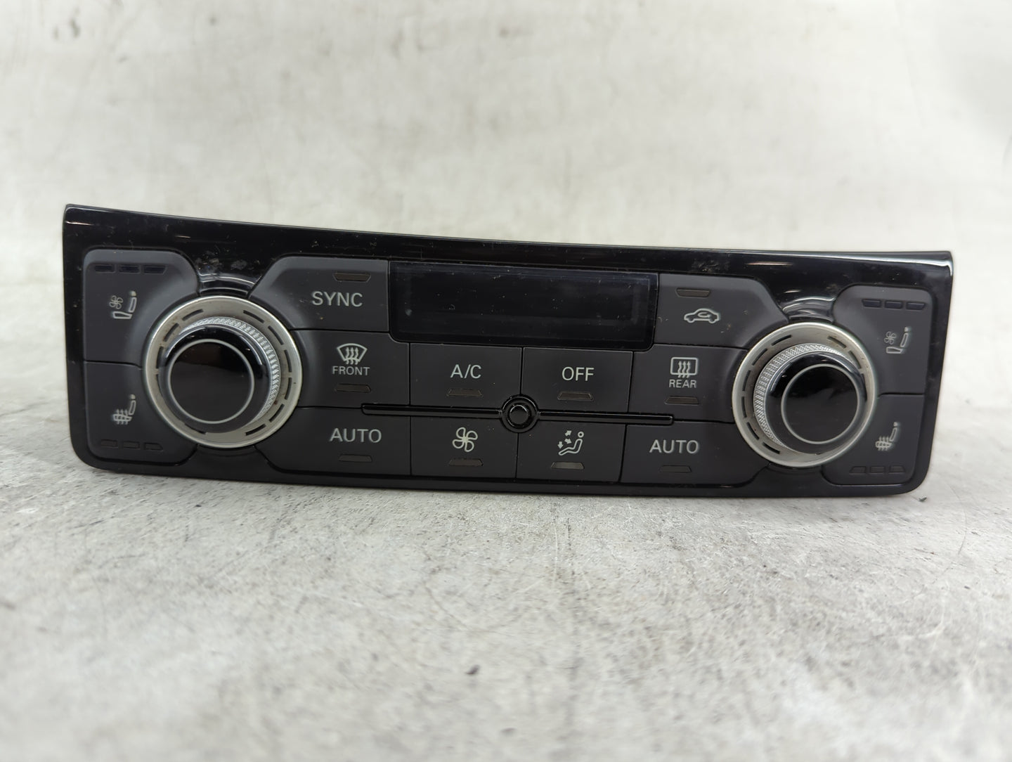 2015-2018 Audi A8 Climate Control Module Temperature AC/Heater Replacement P/N:4H0820043P Fits Fits 2015 2016 2017 2018 OEM 