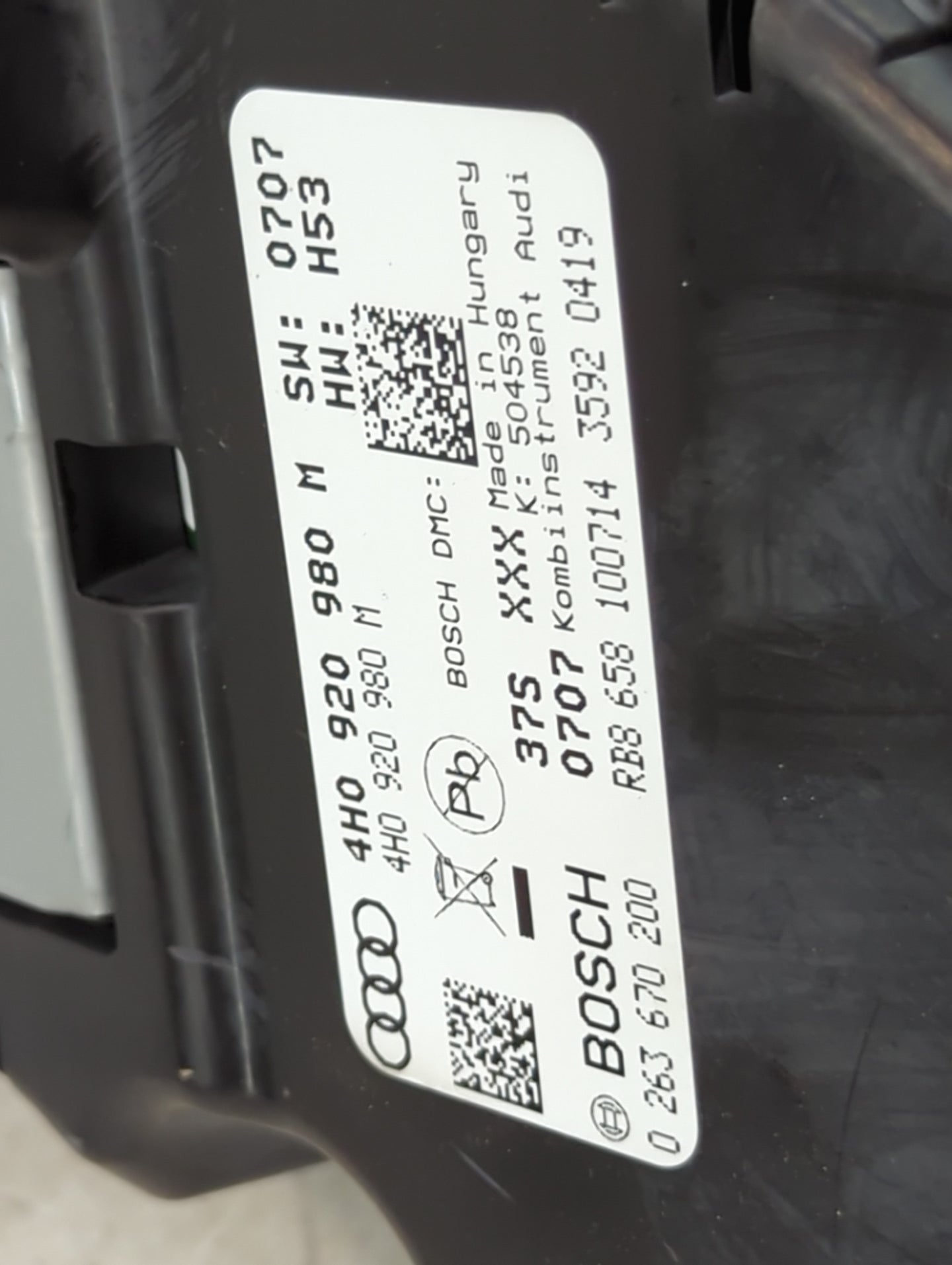 2015 Audi A8 Instrument Cluster Speedometer Gauges P/N:4H0920980M 0263670200, RB8658100714 Miles:111K Fits OEM Used Auto Par