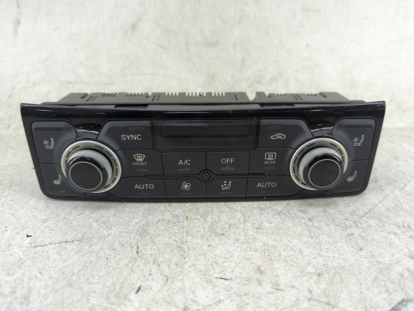 2015-2018 Audi A8 Climate Control Module Temperature AC/Heater Replacement P/N:4H0820043P Fits Fits 2015 2016 2017 2018 OEM 