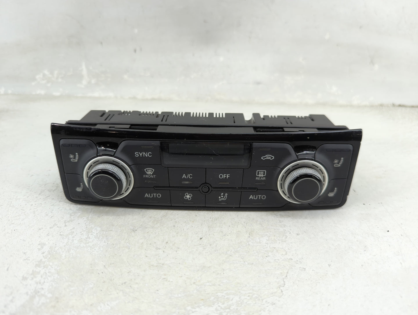 2015-2018 Audi A8 Climate Control Module Temperature AC/Heater Replacement P/N:4H0820043P 5HB010121-84 Fits OEM Used Auto Pa