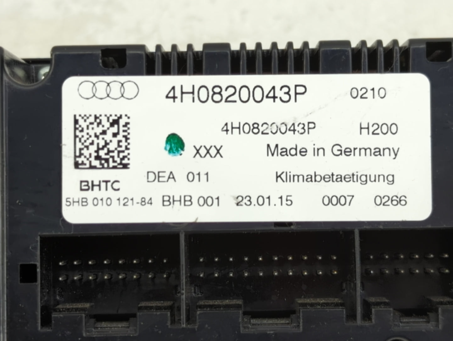 2015-2018 Audi A8 Climate Control Module Temperature AC/Heater Replacement P/N:4H0820043P 5HB010121-84 Fits OEM Used Auto Pa