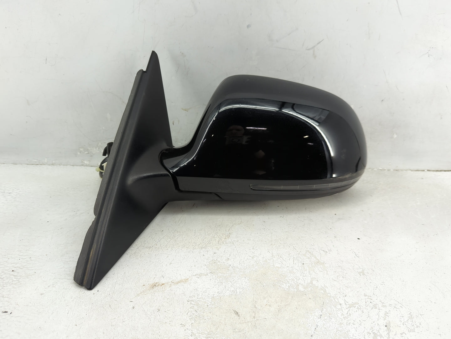 2013-2016 Audi Allroad Driver Side View Mirror - Left Door Mirror OEM Used - Oemusedautoparts1.com