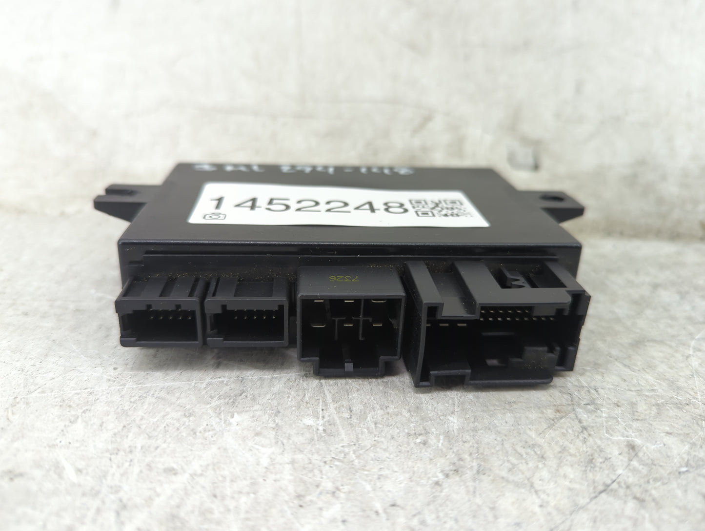 2015-2018 Audi Q3 Body Control Module Bcm Inner Cabin Fuse Box - Oemusedautoparts1.com