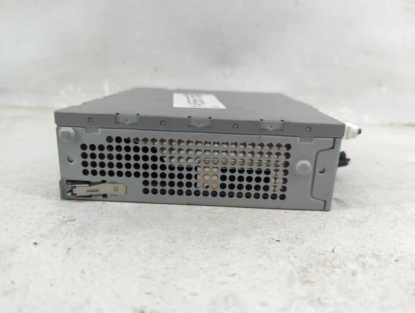 2015-2016 Audi Q3 Radio AM FM Cd Player Receiver Replacement P/N:4G0 035 082 G Fits OEM Used Auto Parts - Oemusedautoparts1.