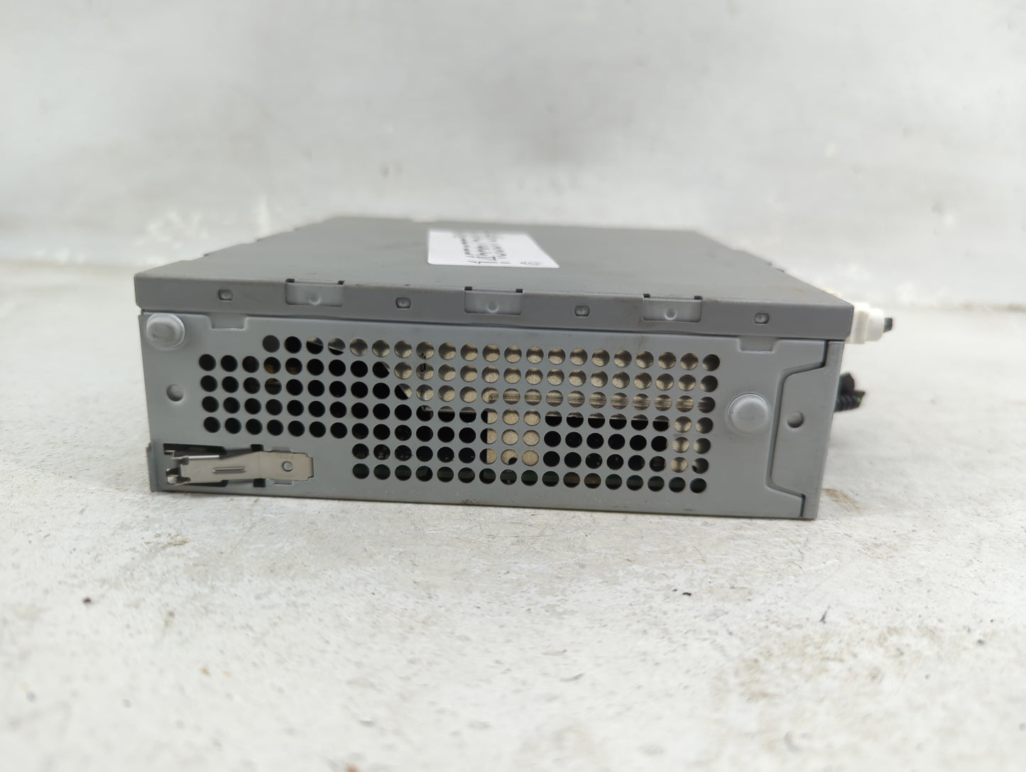 2015-2016 Audi Q3 Radio AM FM Cd Player Receiver Replacement P/N:4G0 035 082 G Fits OEM Used Auto Parts - Oemusedautoparts1.
