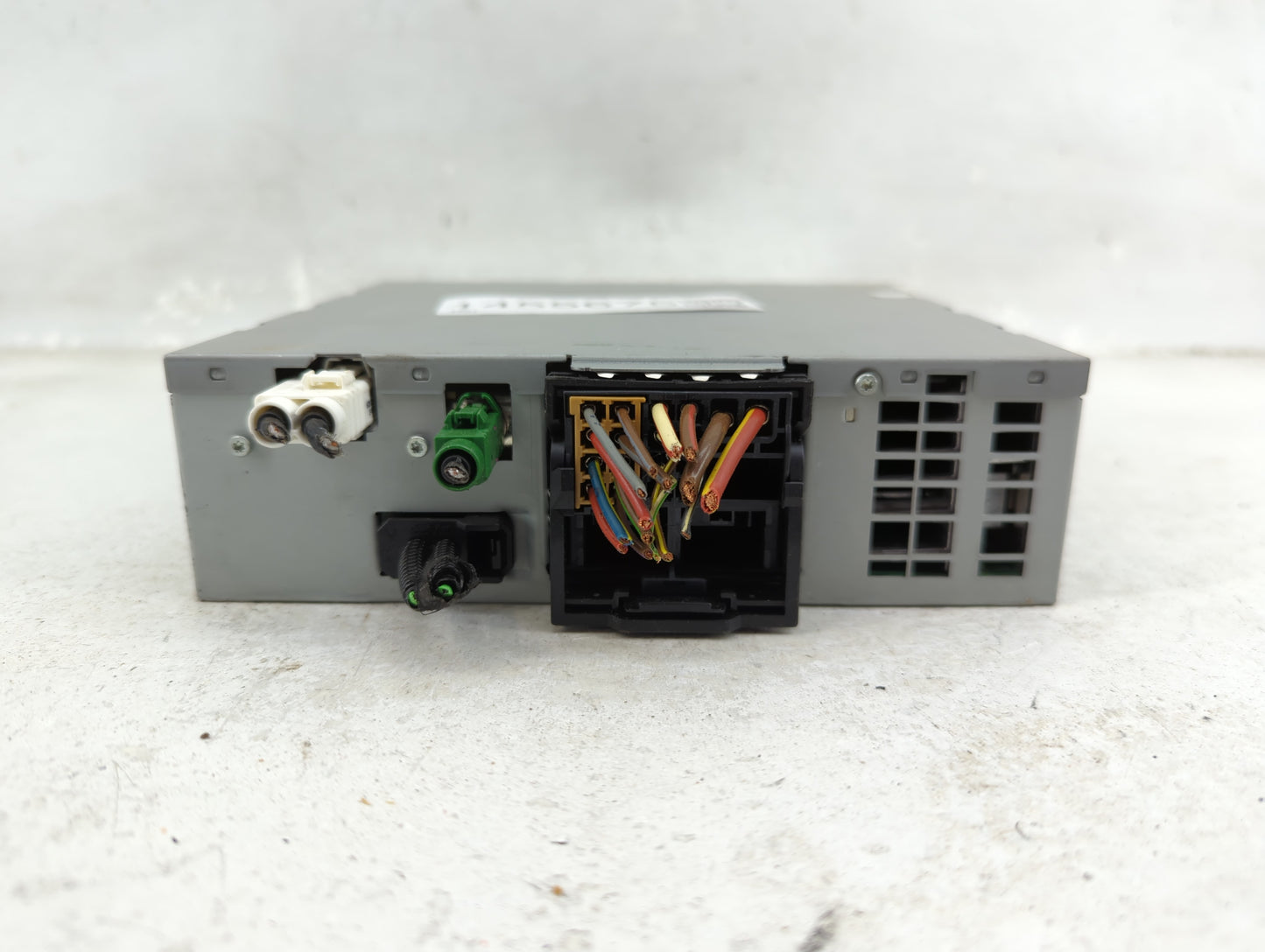 2015-2016 Audi Q3 Radio AM FM Cd Player Receiver Replacement P/N:4G0 035 082 G Fits OEM Used Auto Parts - Oemusedautoparts1.