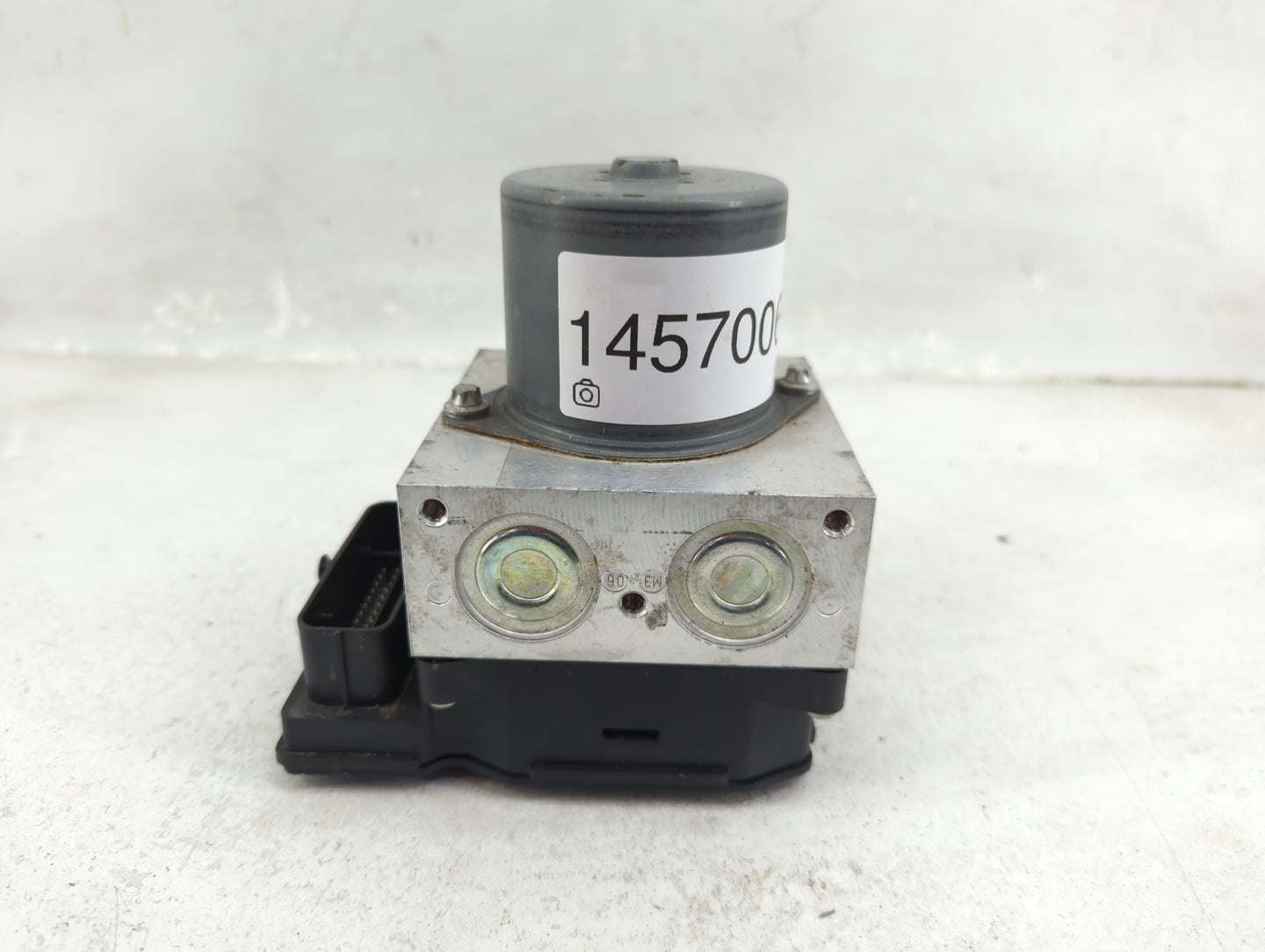 2015-2018 Audi Q3 ABS Pump Control Module Replacement P/N:5N0 614 109 BA Fits Fits 2015 2016 2017 2018 OEM Used Auto Parts -