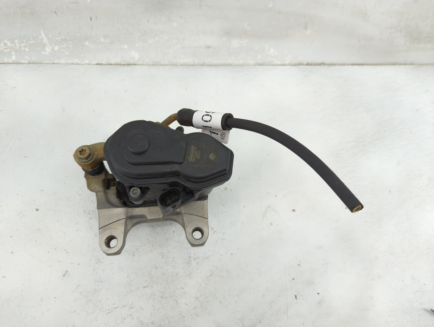 2015-2015 Audi Q3 Rear Passenger Right Brake Caliper - Oemusedautoparts1.com