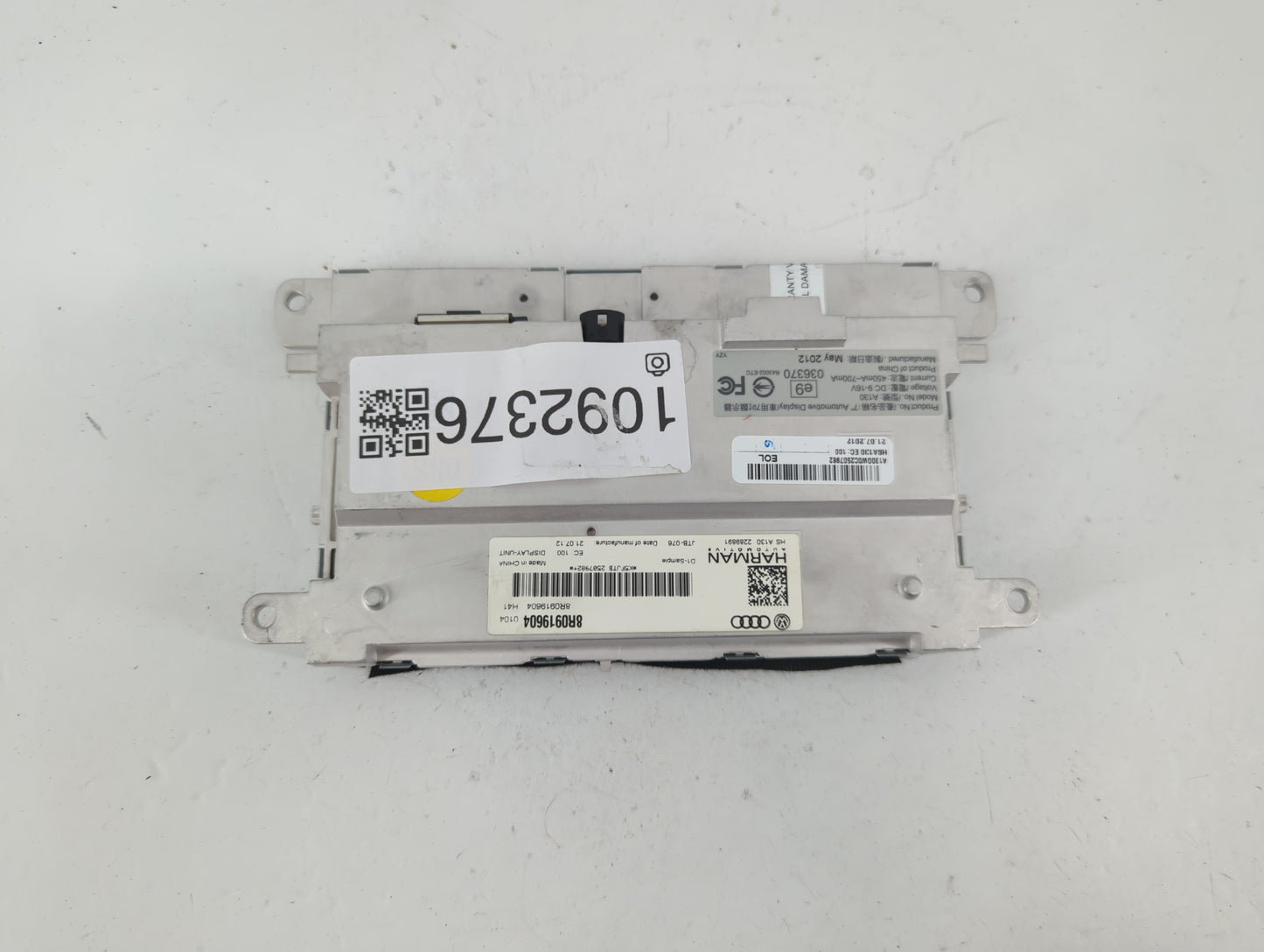 2013-2017 Audi Q5 Information Display Screen - Oemusedautoparts1.com