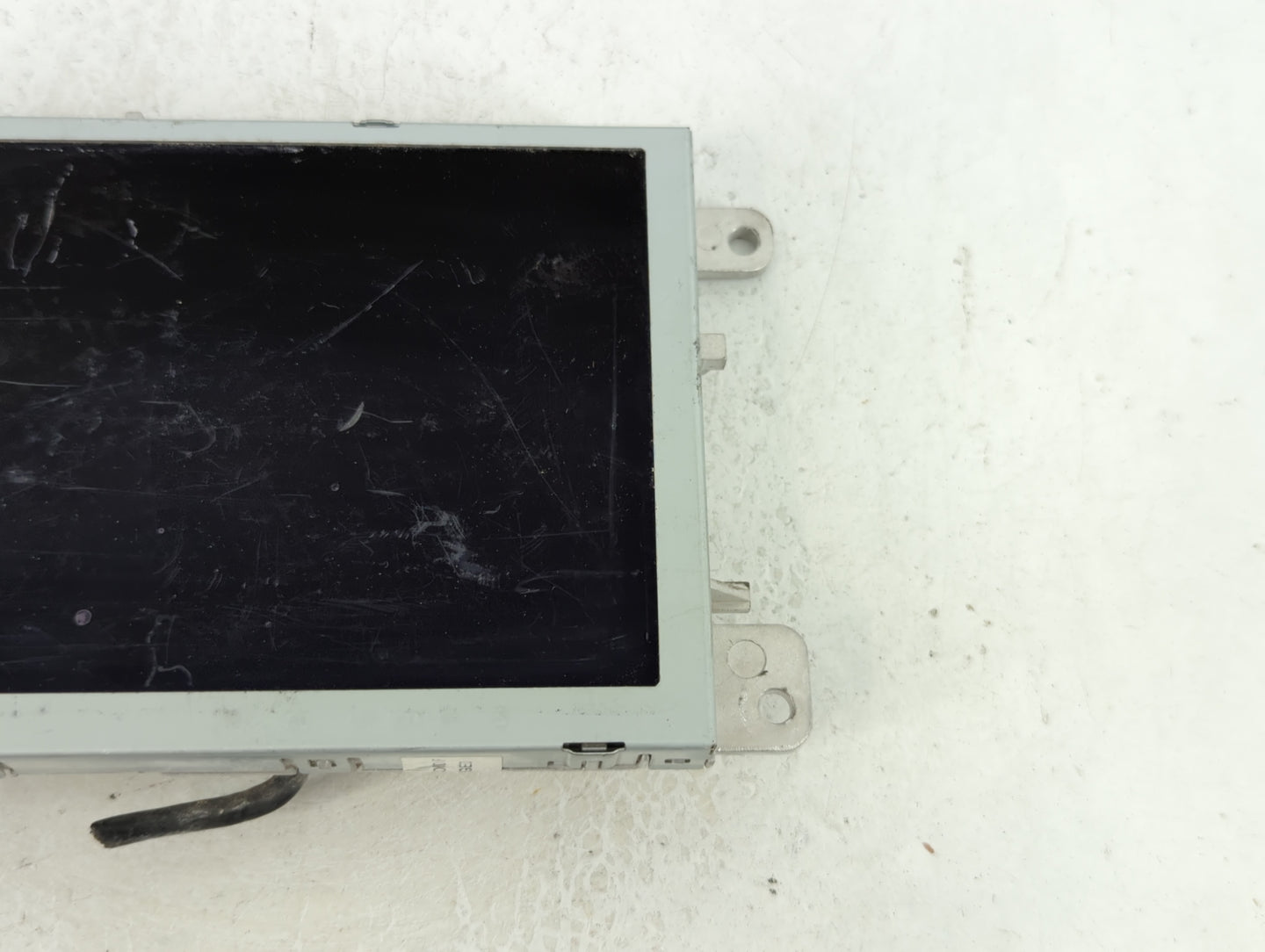 2013-2017 Audi Q5 Information Display Screen - Oemusedautoparts1.com