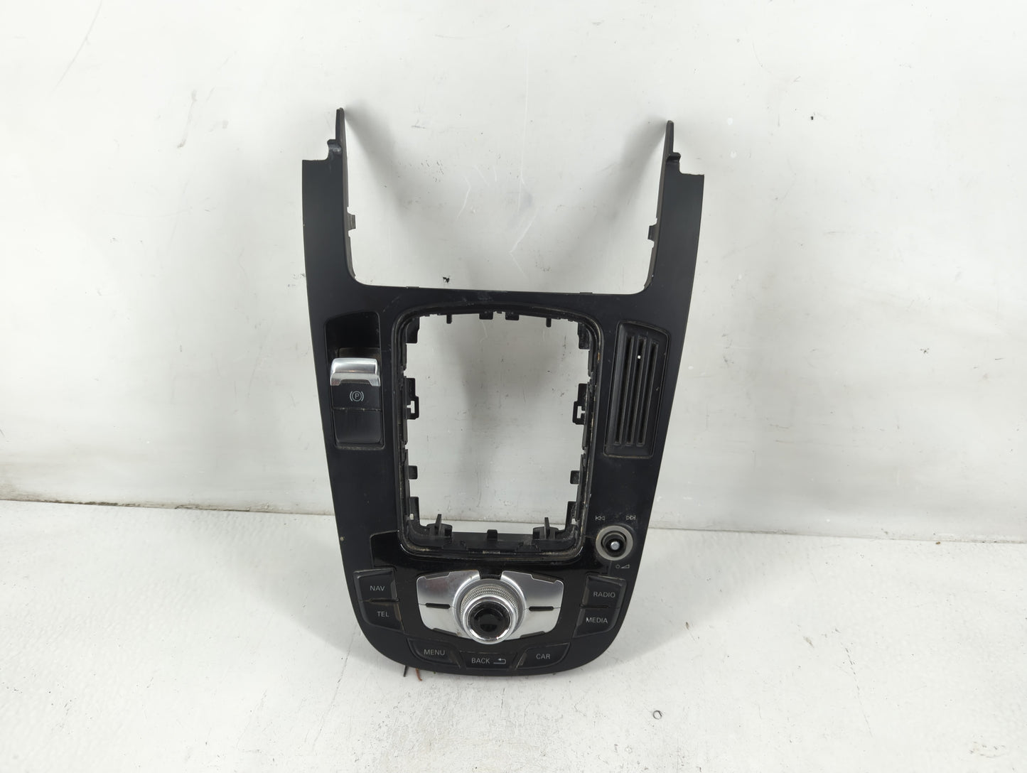 2013-2017 Audi Q5 Radio AM FM Cd Player Receiver Replacement P/N:8T0 919 611 Fits Fits 2013 2014 2015 2016 2017 OEM Used Aut