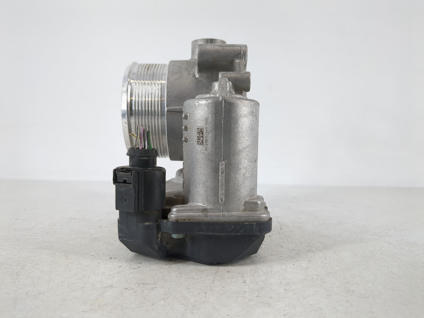 2010-2017 Audi Q5 Throttle Body P/N:06F 133 062 T 06F 133 062 Q Fits OEM Used Auto Parts - Oemusedautoparts1.com