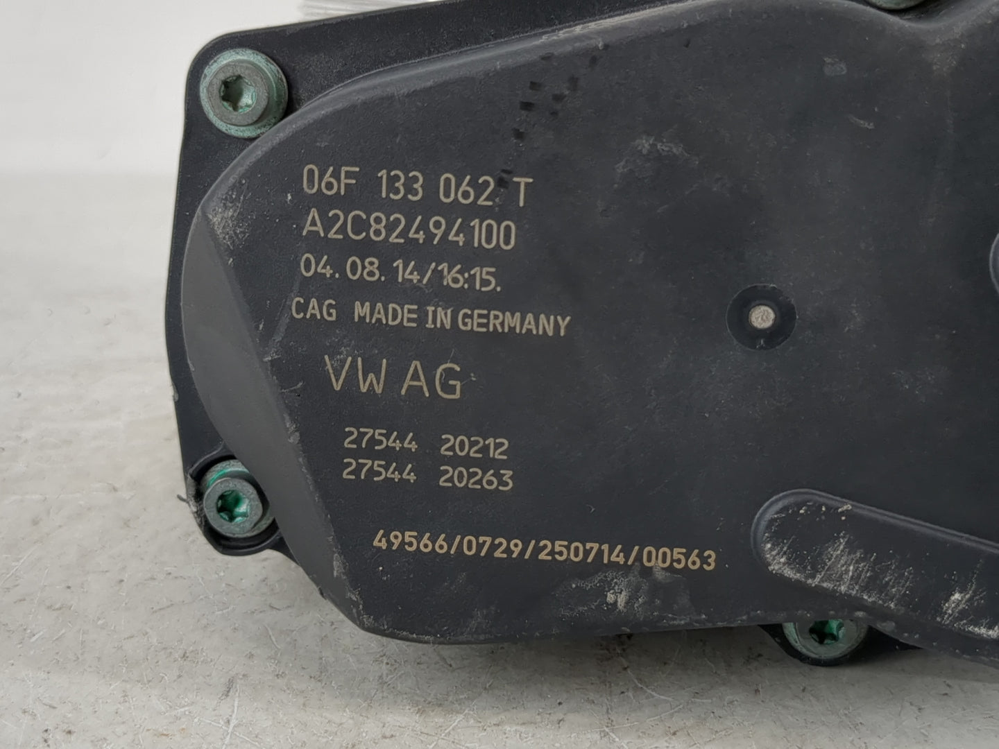 2010-2017 Audi Q5 Throttle Body P/N:06F 133 062 T 06F 133 062 Q Fits OEM Used Auto Parts - Oemusedautoparts1.com