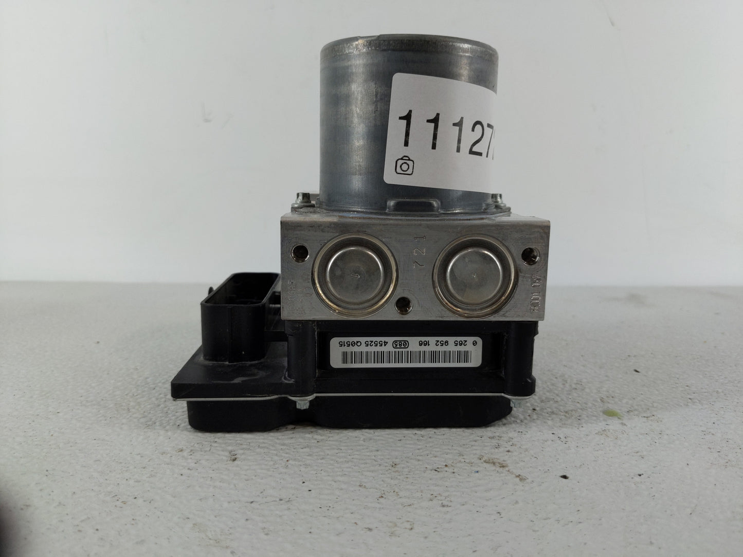 2015 Audi Q5 ABS Pump Control Module Replacement P/N:8R0 614 517 DB Fits OEM Used Auto Parts - Oemusedautoparts1.com