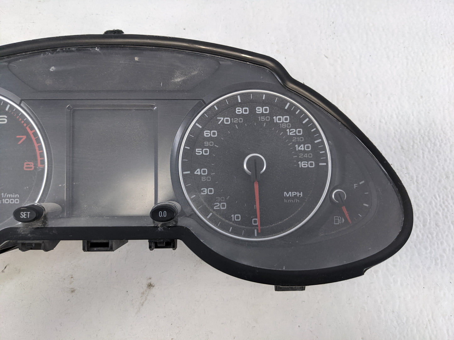 2013-2017 Audi Q5 Instrument Cluster Speedometer Gauges P/N:8R0 920 981 N Fits Fits 2013 2014 2015 2016 2017 OEM Used Auto P