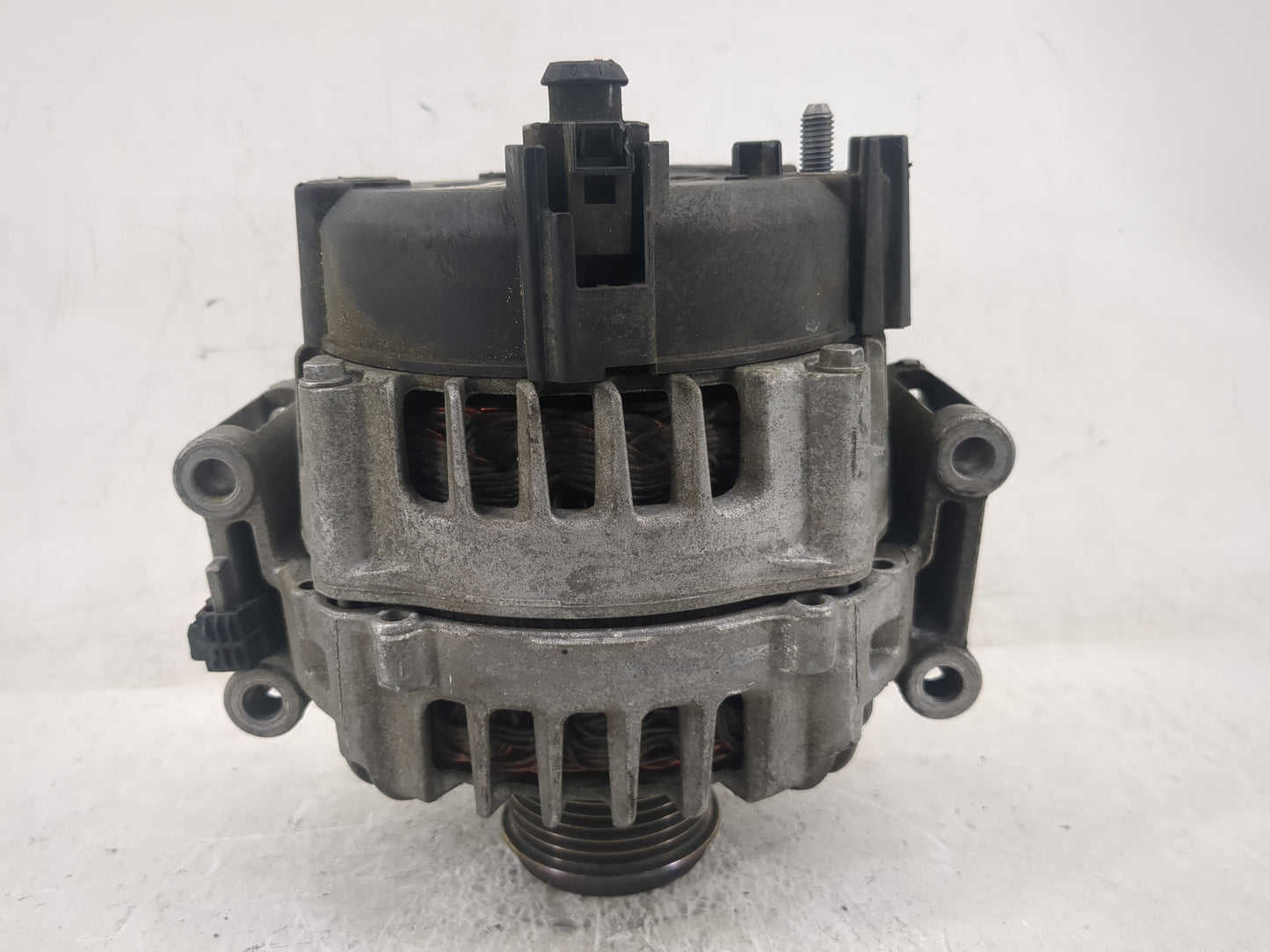 2013-2017 Audi Q5 Alternator Replacement Generator Charging Assembly Engine OEM P/N:114086470 2614129E Fits OEM Used Auto Pa