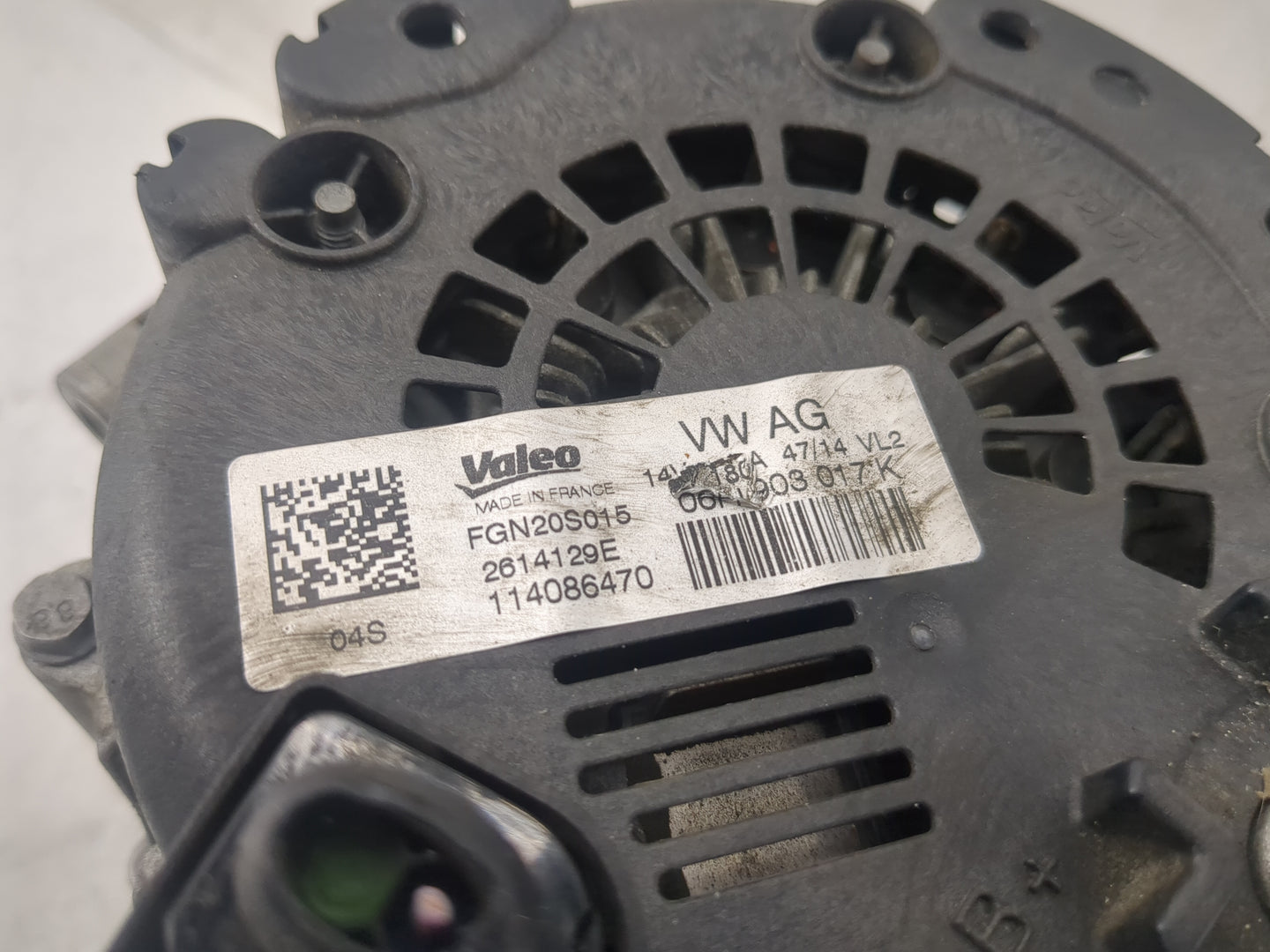 2013-2017 Audi Q5 Alternator Replacement Generator Charging Assembly Engine OEM P/N:114086470 2614129E Fits OEM Used Auto Pa