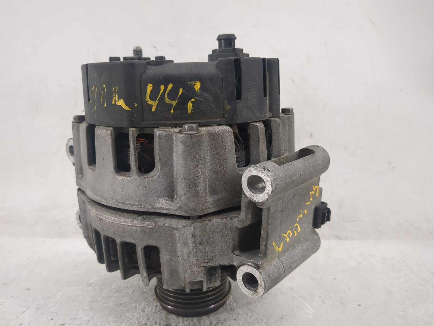 2013-2017 Audi Q5 Alternator Replacement Generator Charging Assembly Engine OEM P/N:114086470 2614129E Fits OEM Used Auto Pa