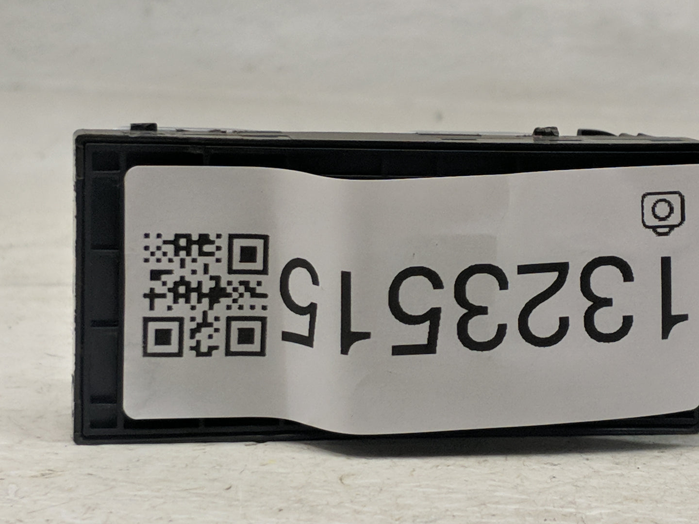 2013-2017 Audi Q5 Master Power Window Switch Replacement Driver Side Left P/N:8K0959851F Fits Fits 2013 2014 2015 2016 2017 