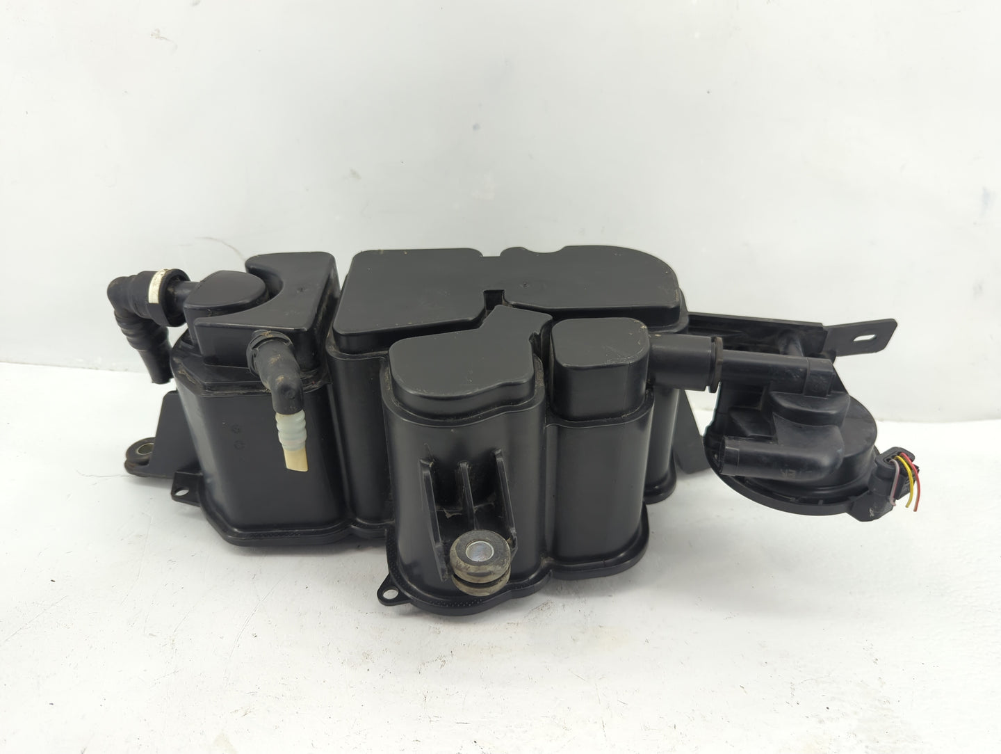 2015 Audi Q5 Fuel Vapor Charcoal Canister - Oemusedautoparts1.com