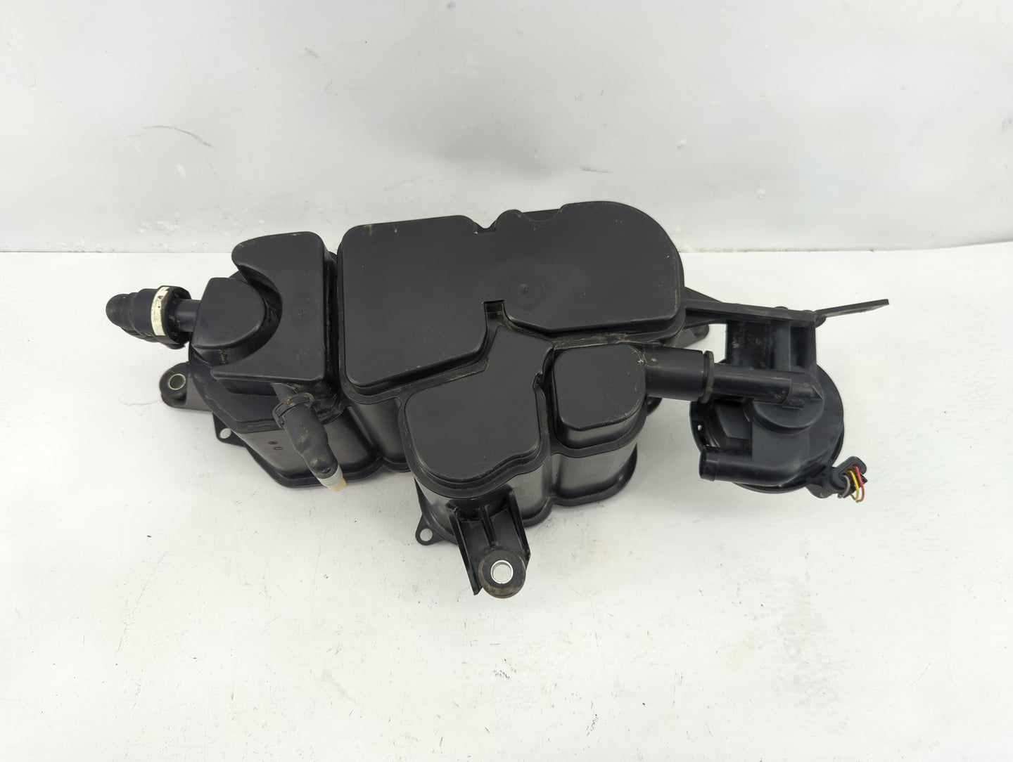 2015 Audi Q5 Fuel Vapor Charcoal Canister - Oemusedautoparts1.com