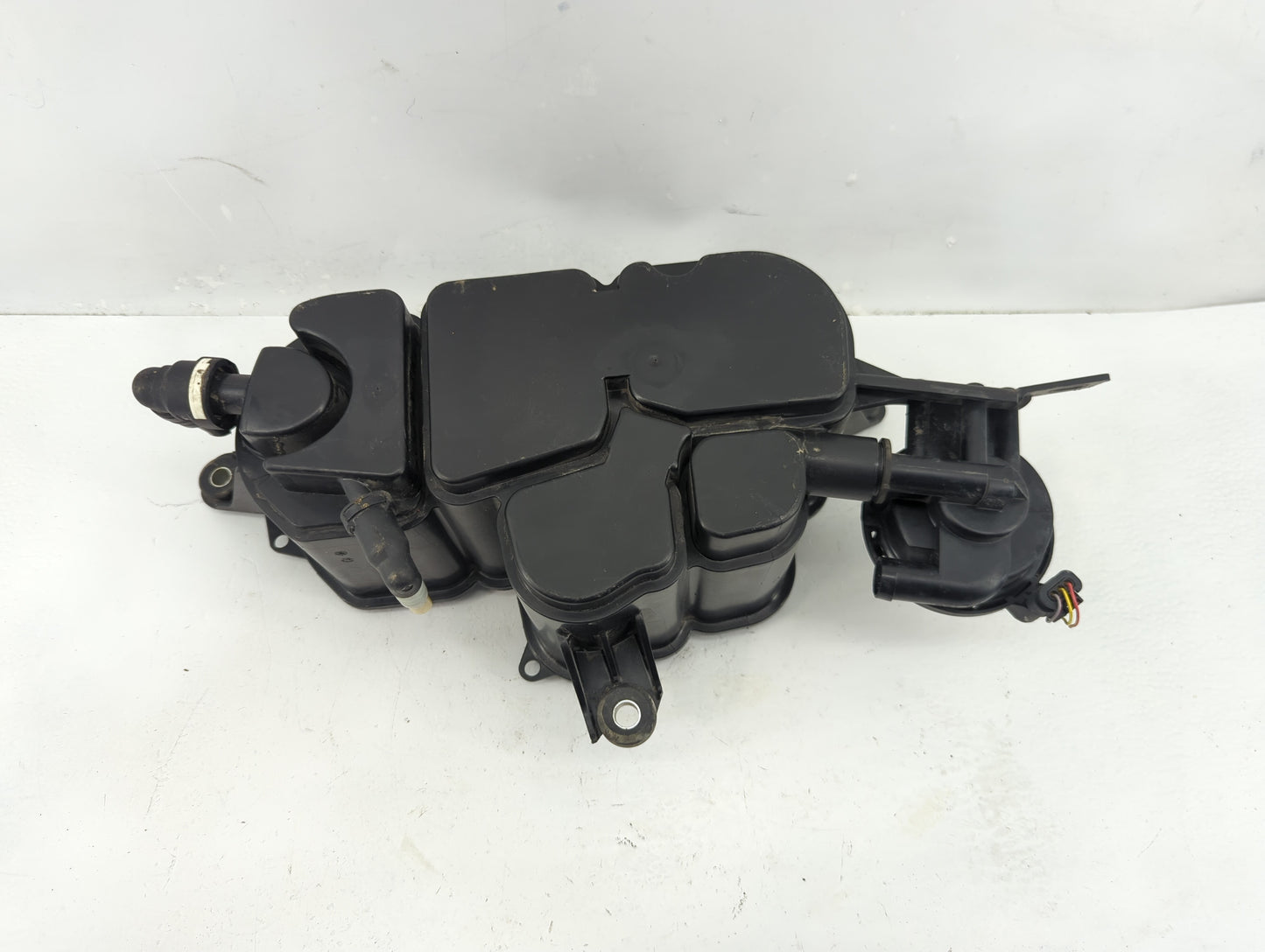 2015 Audi Q5 Fuel Vapor Charcoal Canister - Oemusedautoparts1.com