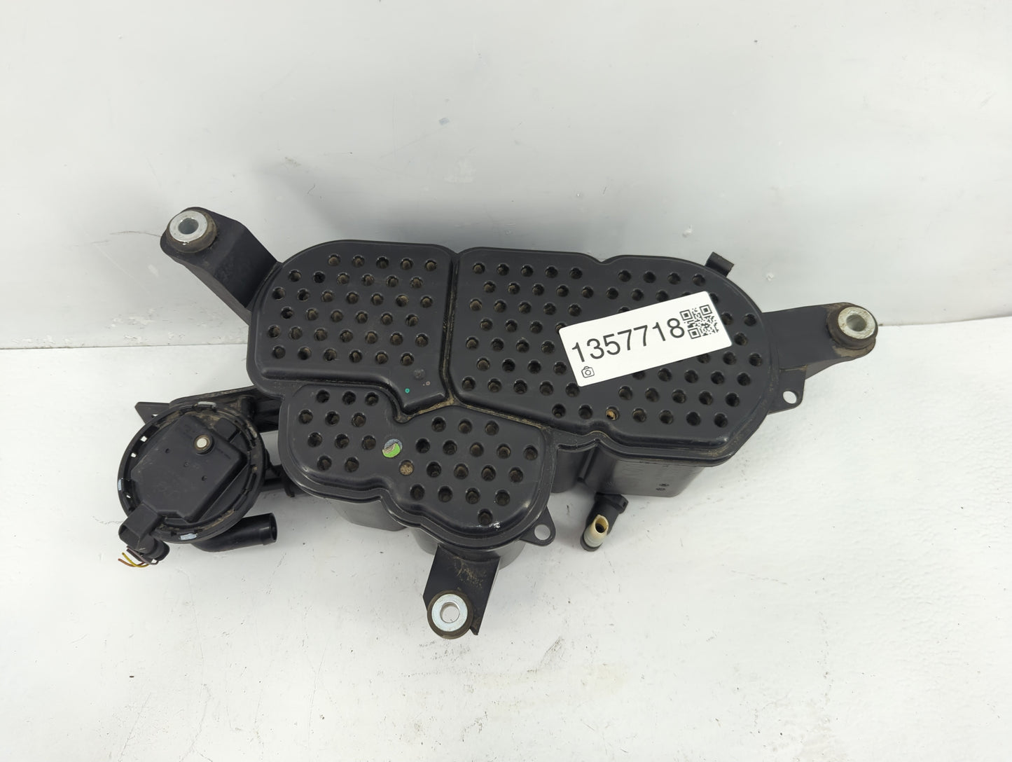 2015 Audi Q5 Fuel Vapor Charcoal Canister - Oemusedautoparts1.com