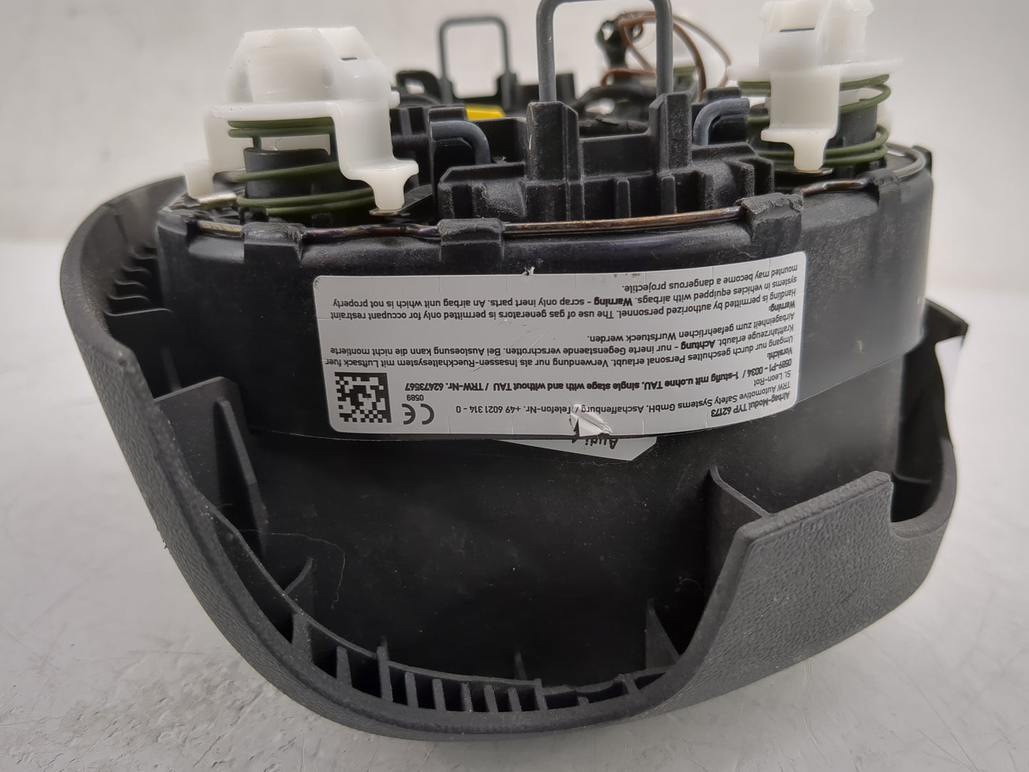 2013-2017 Audi Q5 Air Bag Driver Left Steering Wheel Mounted P/N:8R0 880 201 Fits Fits 2013 2014 2015 2016 2017 OEM Used Aut