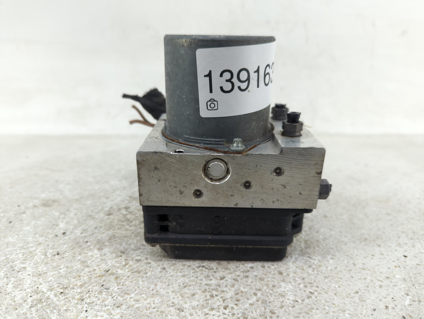 2013-2016 Audi Q5 ABS Pump Control Module Replacement P/N:8R0 614 51 0 265 239, 0 265 239 476 Fits Fits 2013 2014 2015 2016 