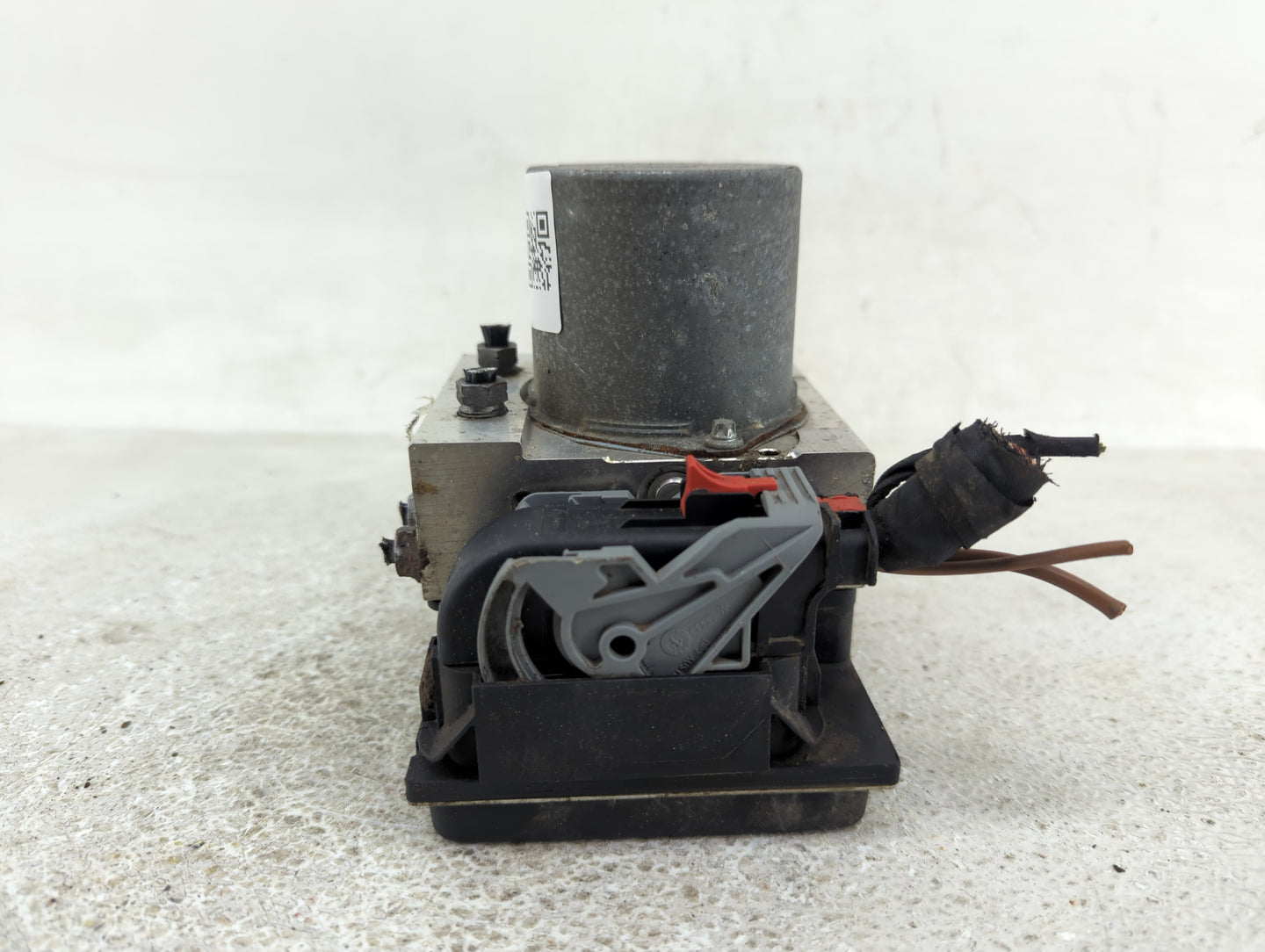 2013-2016 Audi Q5 ABS Pump Control Module Replacement P/N:8R0 614 51 0 265 239, 0 265 239 476 Fits Fits 2013 2014 2015 2016 