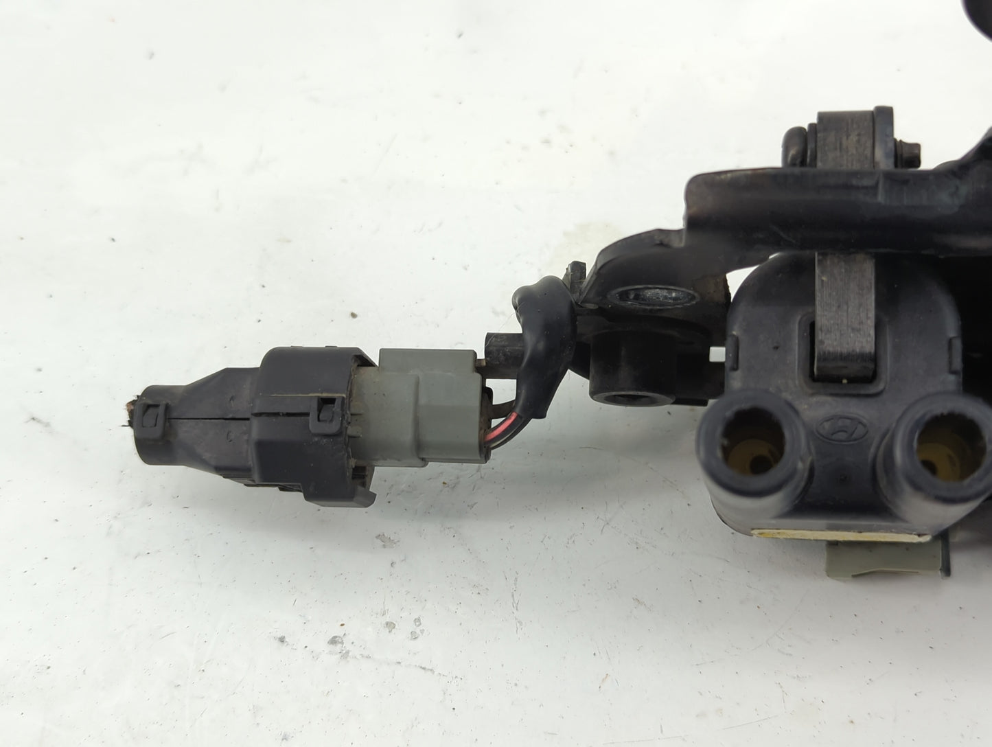 2010-2017 Audi Q5 Ignition Coil Igniter Pack - Oemusedautoparts1.com