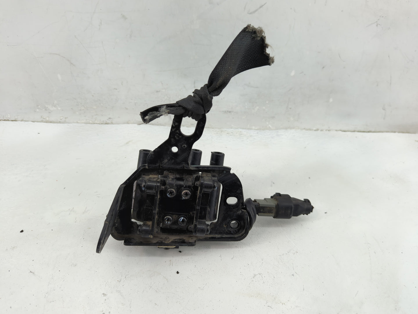 2010-2017 Audi Q5 Ignition Coil Igniter Pack - Oemusedautoparts1.com
