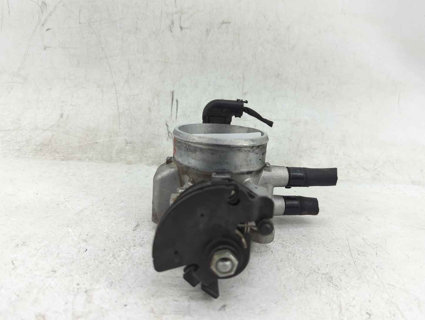 2010-2017 Audi Q5 Throttle Body P/N:35100-23950 Fits OEM Used Auto Parts - Oemusedautoparts1.com
