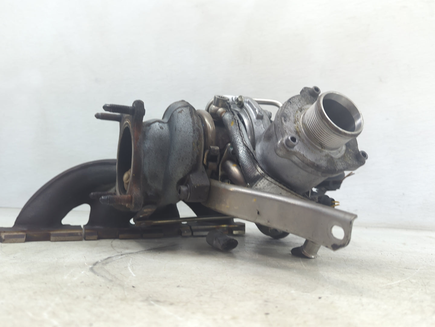 2013-2017 Audi Q5 Turbocharger Turbo Charger Super Charger Supercharger - Oemusedautoparts1.com