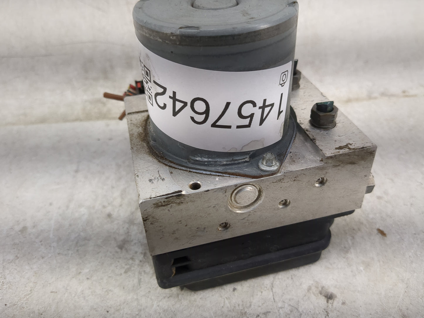 2013-2016 Audi Q5 ABS Pump Control Module Replacement P/N:8R0 614 51 0 265 239 476 Fits Fits 2013 2014 2015 2016 OEM Used Au