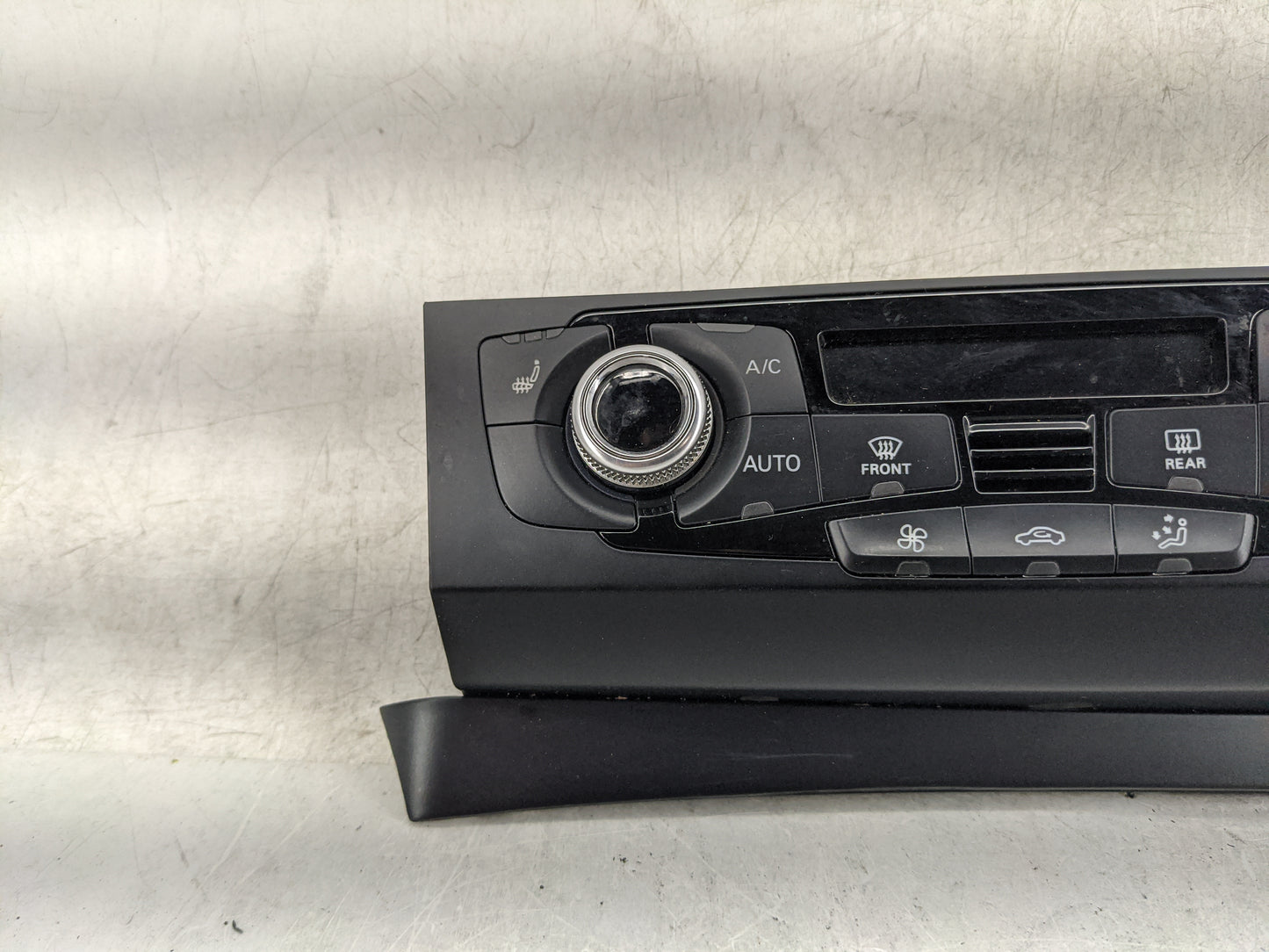 2013-2017 Audi Q5 Climate Control Module Temperature AC/Heater Replacement P/N:8K1820043AQ A2C92379900 Fits OEM Used Auto Pa
