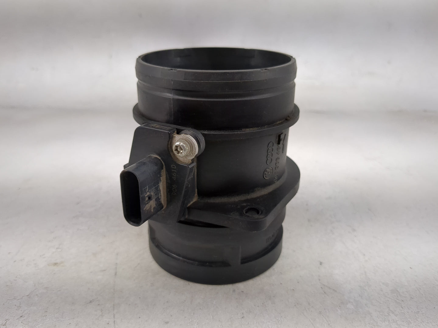 2013-2017 Audi Q5 Mass Air Flow Meter Maf 1486634 - Oemusedautoparts1.com