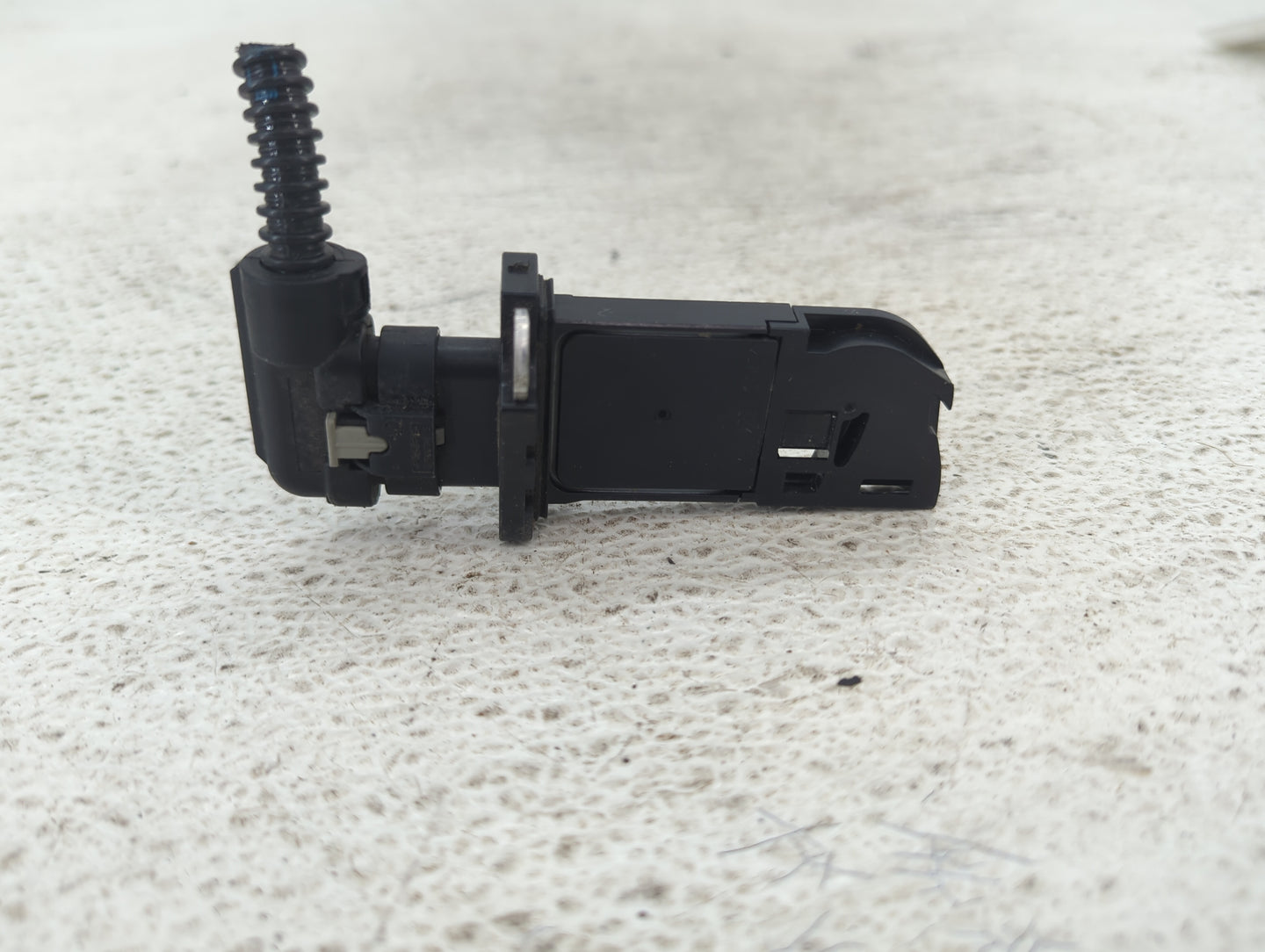2013-2017 Audi Q5 Mass Air Flow Meter Maf 1487302 - Oemusedautoparts1.com