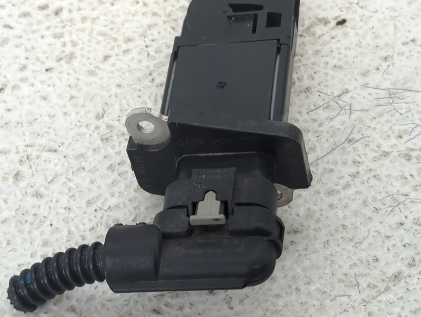 2013-2017 Audi Q5 Mass Air Flow Meter Maf 1487302 - Oemusedautoparts1.com