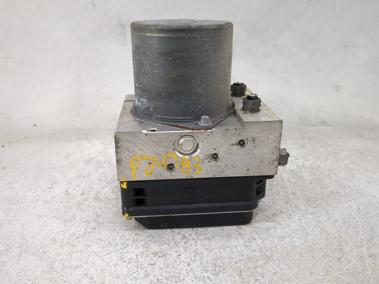 2013 Audi Q5 ABS Pump Control Module Replacement P/N:0265239317 8R0614517CF, 0265952009 Fits OEM Used Auto Parts - Oemusedau