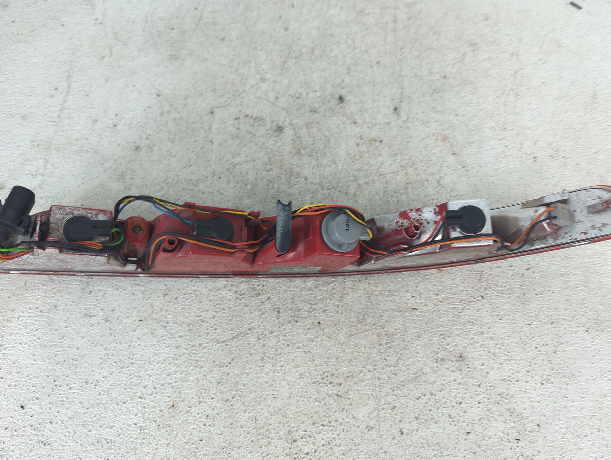 2009-2017 Audi Q5 Tail Light Assembly Passenger Right OEM P/N:8R0 945 096 B Fits Fits 2009 2010 2011 2012 2013 2014 2015 201