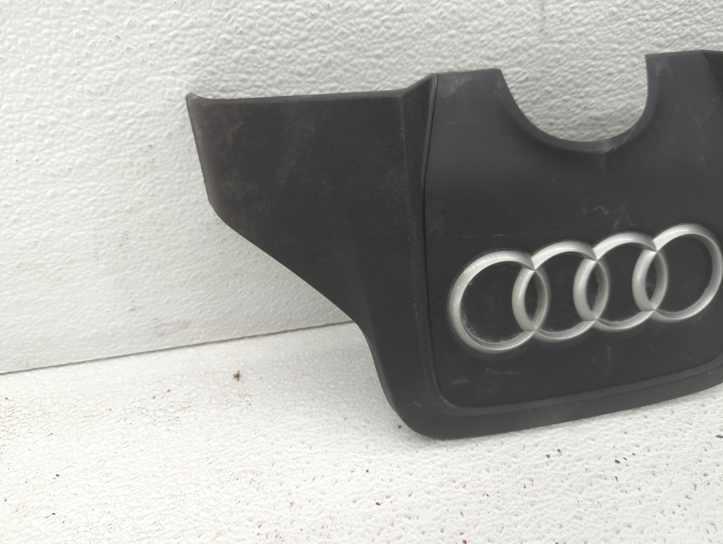 2015 Audi Q5 Engine Cover - Oemusedautoparts1.com