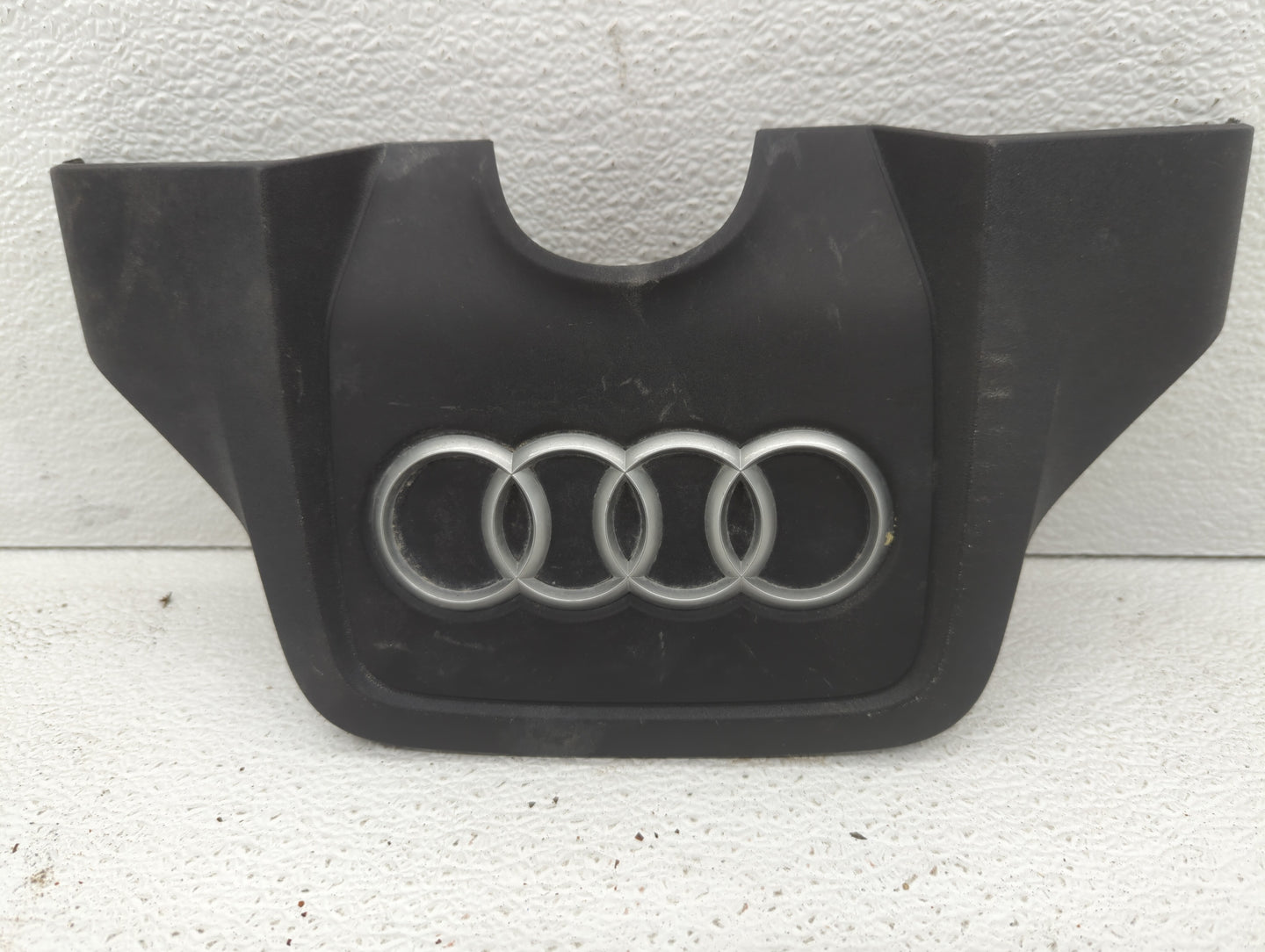 2015 Audi Q5 Engine Cover - Oemusedautoparts1.com