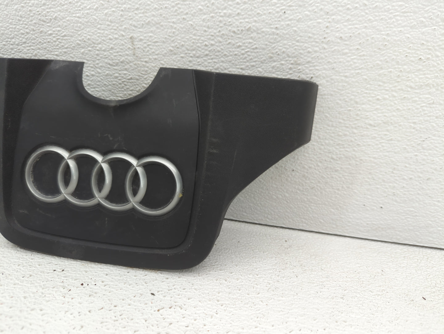 2015 Audi Q5 Engine Cover - Oemusedautoparts1.com